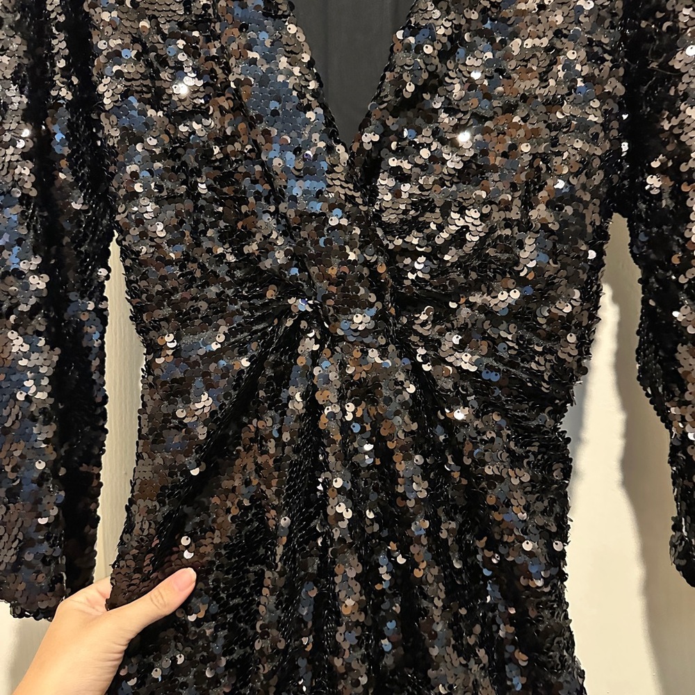 By Together Black Twist Front Sequin Long Sleeve Dress - Size Small - Picture 5 of 6